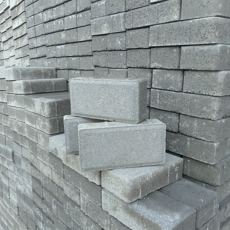 Paving Holland